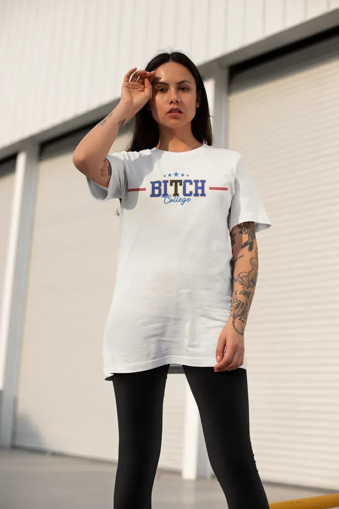 Oversize тениска Bitch College - Бяло
