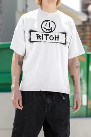 Oversize тениска с щампа Графити усмивка