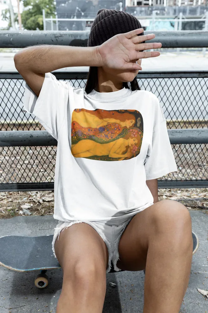 Oversize тениска с щампа Преплетени женски фигури