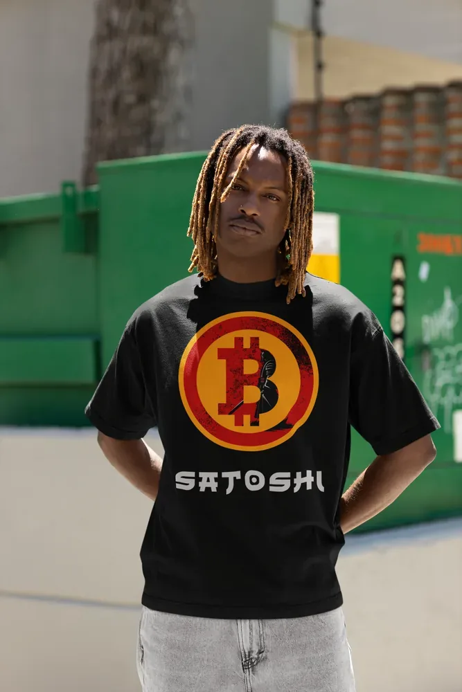Oversize тениска с щампа Знакът на биткойн