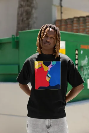 Oversize тениска с щампа Две лица в целувка от плътни форми - Черно