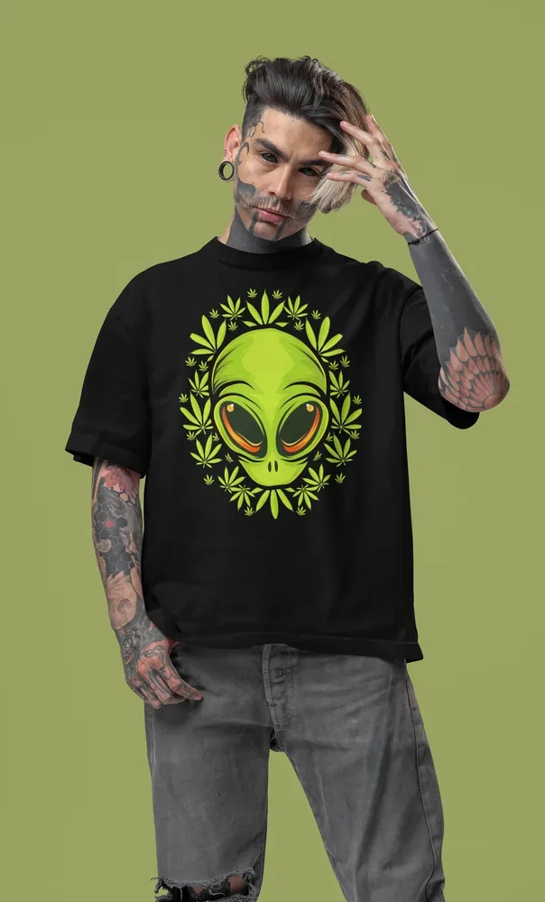 Oversize тениска с щампа Зелена извънземна глава