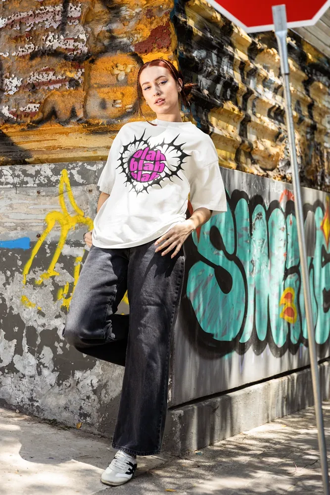 Oversize тениска с щампа Розов надпис blah blah blah