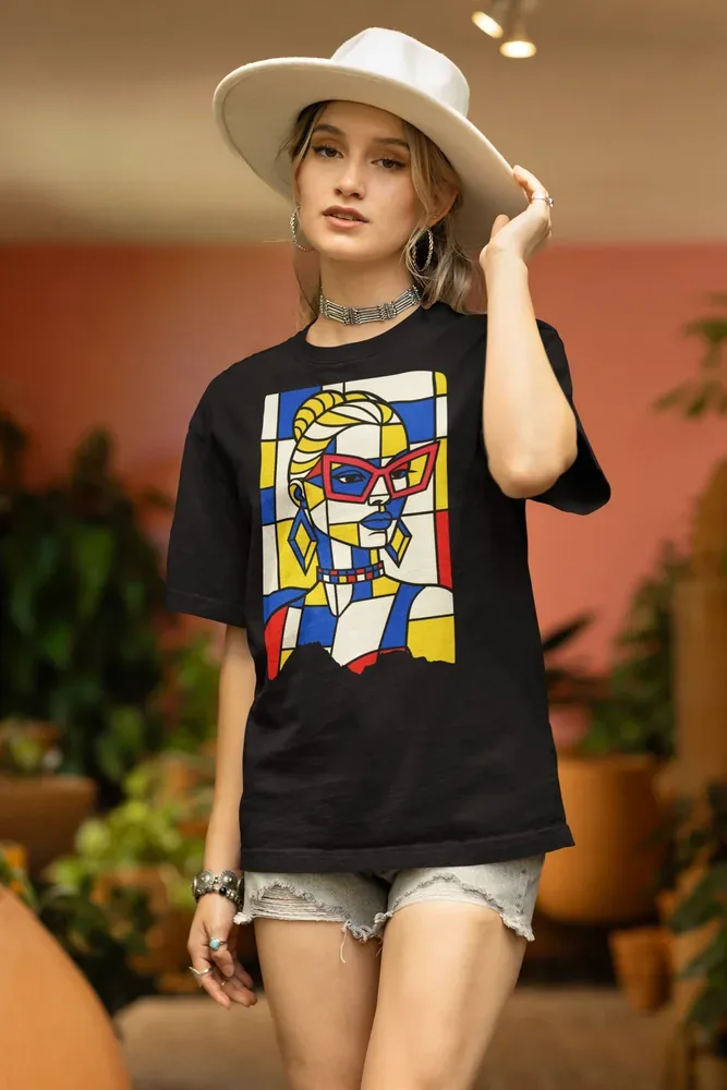 Oversize тениска с щампа Русо момиче с червени очила